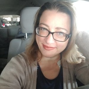 Meet your Posher, Stella